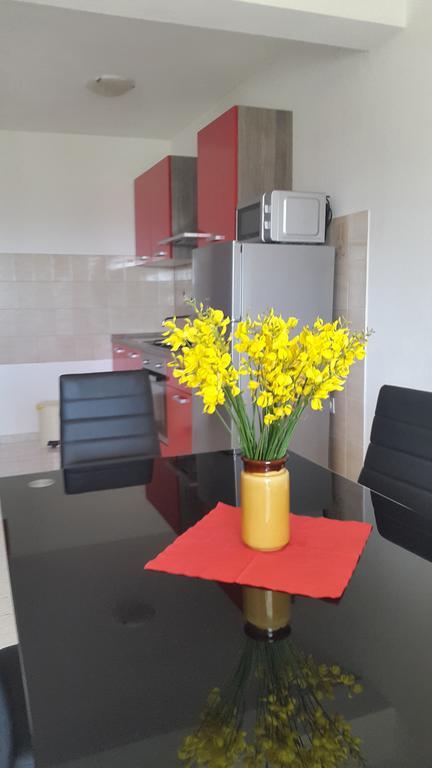 Apartments Vrvilo Rogoznica  Extérieur photo